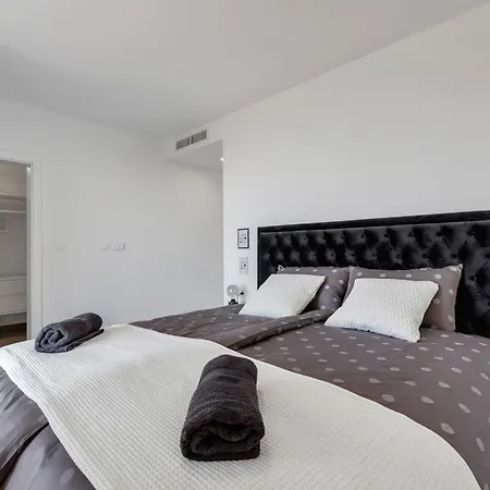 Ferienhaus Mit Privatpool Fur 7 Personen Ca 417 Qm In Puharici Bei Makarska, Dalmatien Mitteldalmatien Holiday home Makarska