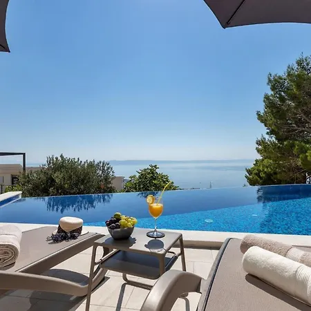 Ferienhaus Mit Privatpool Fur 7 Personen Ca 417 Qm In Puharici Bei Makarska, Dalmatien Mitteldalmatien * Makarska